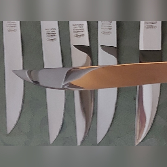 Steak Knife Set with Mother of Pearl Handles, Leppington Cutlass of Sheffield - Picture 12 of 12